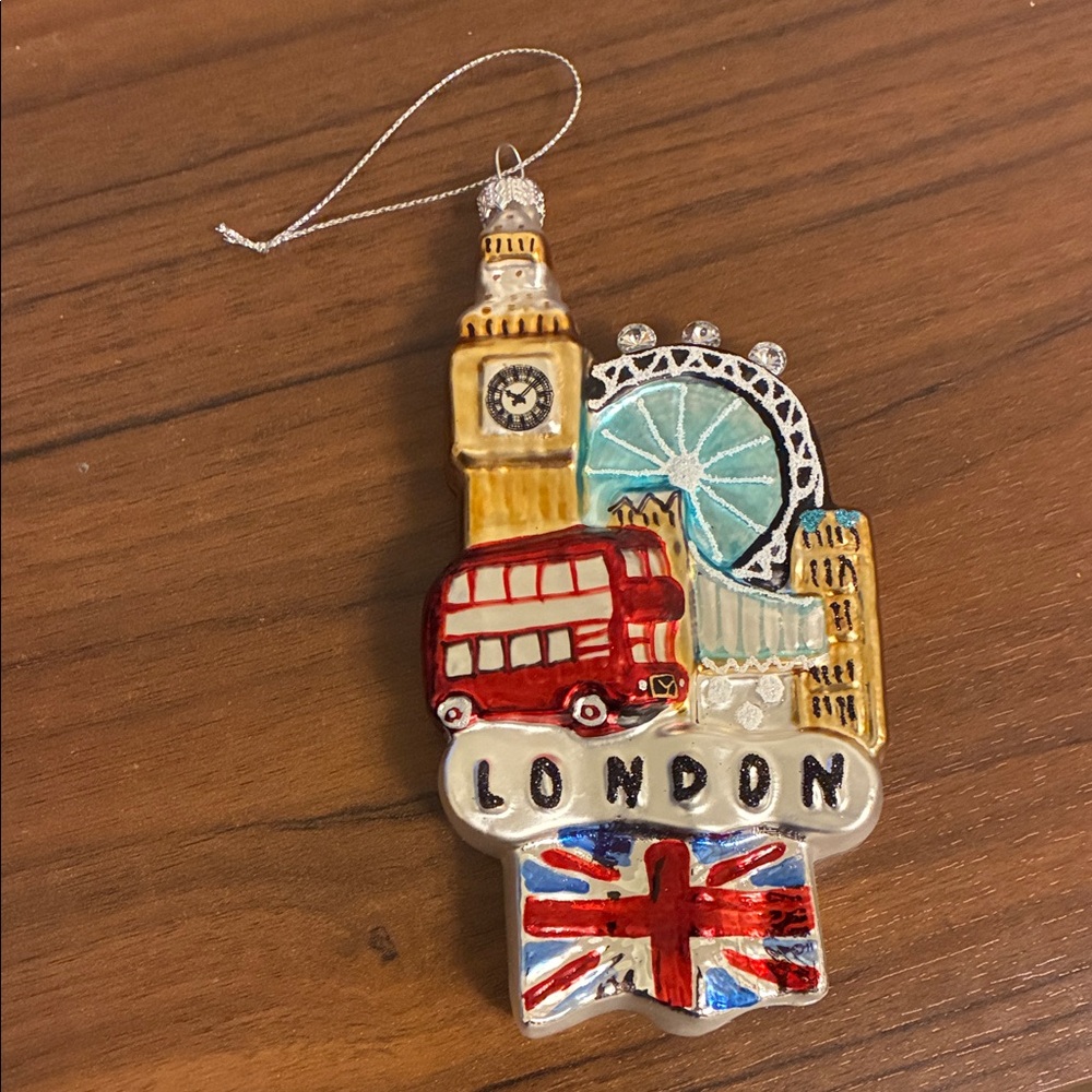 London Themed Christmas Ornament